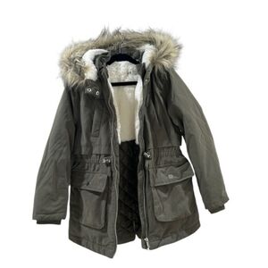 H&M Girls Parka w/ Fur Trimmed Removeable Hood